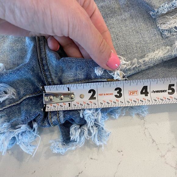 Kut from the Kloth Jane High Rise Jean Shorts size 6 - Picture 7 of 8